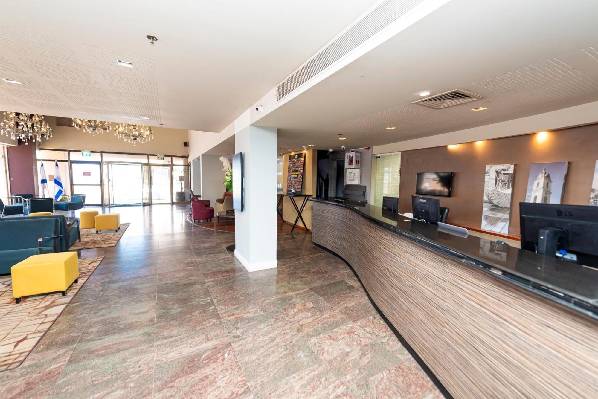 Hotel Basel Tel-Aviv Екстер'єр фото